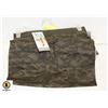 Image 1 : CAMO SHORTS LEE RIDERS 6 PAIRS $167.88 VALUE