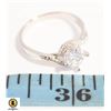 Image 1 : 54- 1.0 CT CZ CENTER WITH CLEAR ACCENTS SET IN RIN