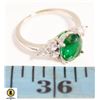 Image 1 : 58- 8 X 10 MM OVAL GREEN CZ WITH 3 CLEAR CZ ON