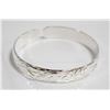 Image 1 : NEW .925 BANGLE IN CLOTH POUCH