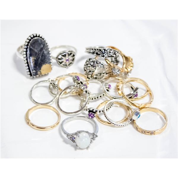 BUNDLE OF 19 NEW RINGS INCLUDING .925