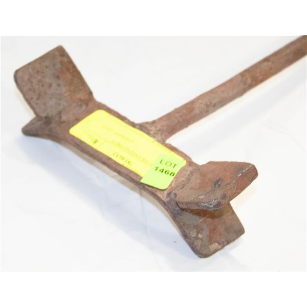 ANTIQUE BRANDING IRON