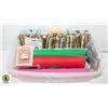 Image 1 : BIN OF FAT QUARTERS, SMAL APPLIQUES AND MORE