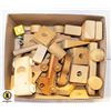 Image 1 : 38 PCS WOODEN TRAIN & BLOCKS & CARS
