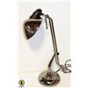 Image 1 : LUMINAIRE SWIVEL ARM LAMP CHROME 18"