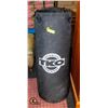 Image 1 : CEILING ATTACHED TKO HEAVY PUNCHING BAG