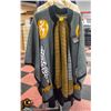 Image 1 : NATIVE HOWLING WOLF CAPE COAT
