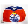 Image 1 : MCDAVID OILERS SIZE 4-7 KIDS JERSEY-ESTATE