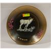 Image 1 : YUKON HAND PAINTED GOLD PAN WITH SHEEP