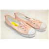 Image 1 : PINK CONVERSE LADIES SIZE 6