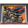 FLAT OF SCREWDRIVERS AND MULTI-BIT SCREWDRIVERS