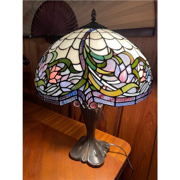 Tiffany Style Lamp Bronze Base Double Light 24T 18D