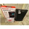 Image 1 : Honeywell Air Purifer with Air Filters