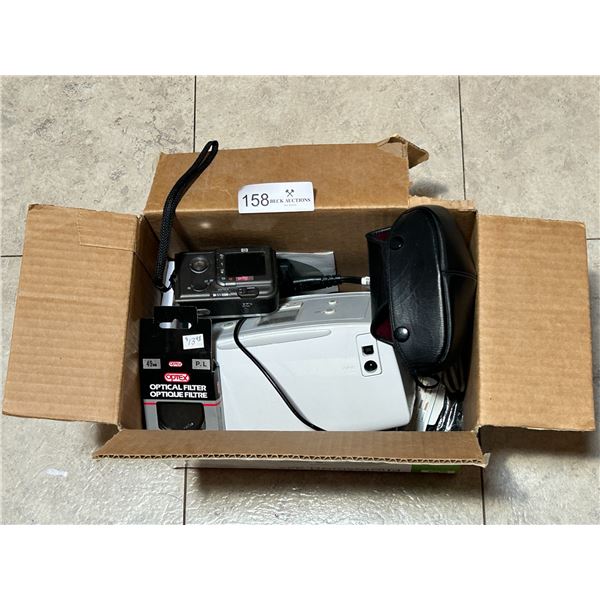 GoGo PhotoSmart Photo Printer 335 And Miscellaneous Electronic And Camera Supplies