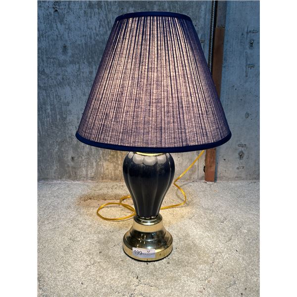 Antique Lamp With One Light 15D 24T