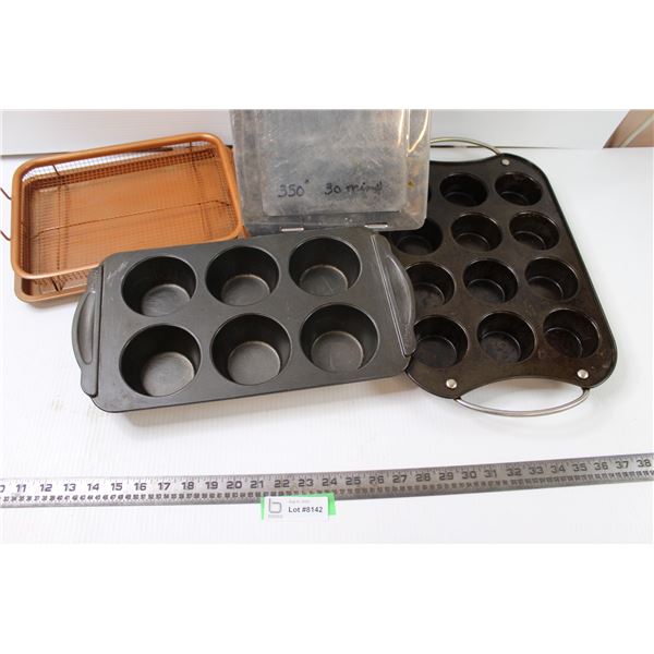 Cake Pans and Muffin Tins