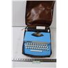 Image 1 : Sears Easy Touch Type Writer in Soft Case