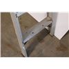 Image 5 : *5-ft Aluminum Step Ladder