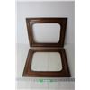 Image 1 : (2) Wooden Pictures Frames - 15 1/2" x 18 1/2"(No Glass)