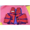 Image 2 : *Bouy-O-Boy Life Jacket (no size) - Exercise Mat - Blow up Mattress (untested)