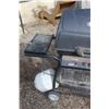 Image 5 : **Charbroil Propane Barbeque with Tank