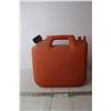 Image 1 : Plastic Jerry Can