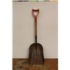 Image 1 : *Grain Shovel