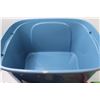 Image 2 : Large Blue Bin with 3 Water Guns