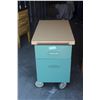 Image 1 : **Metal 2-Drawer Filing Cabinet - 30" x 17"