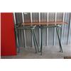 Image 3 : **Tabletop with Legs and Misc - 28" x 89"