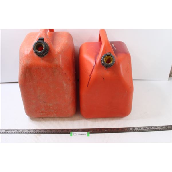 (2) Gas Cans- 20L and 25L