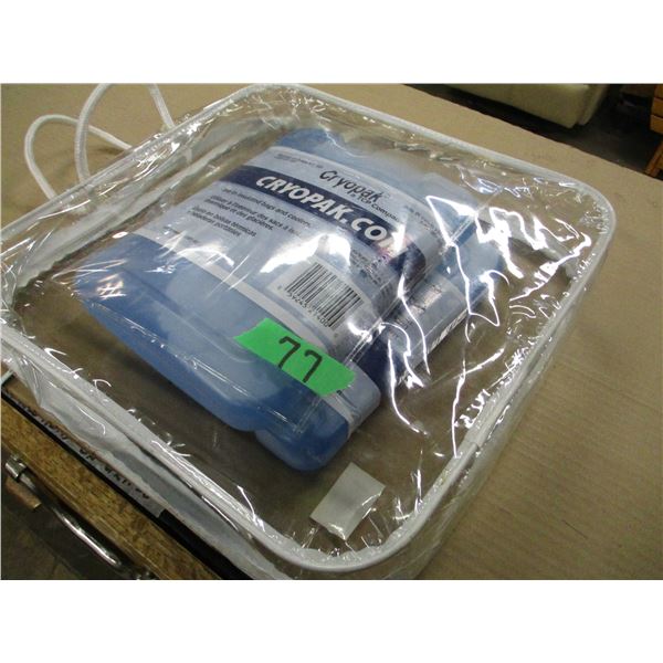 ESTATE:  2 LARGE COLD PACKS & 1 STORAGE BAG