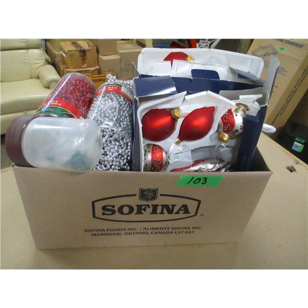 ESTATE:  BOX C/W CHRISTMAS DECORATIONS