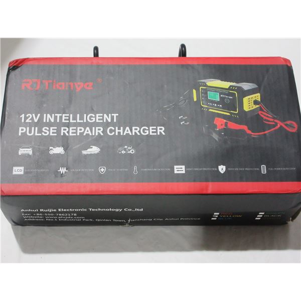 NEW:  12 VOLT INTELLIGENT PULSE REPAIR CHARGER (YELLOW)