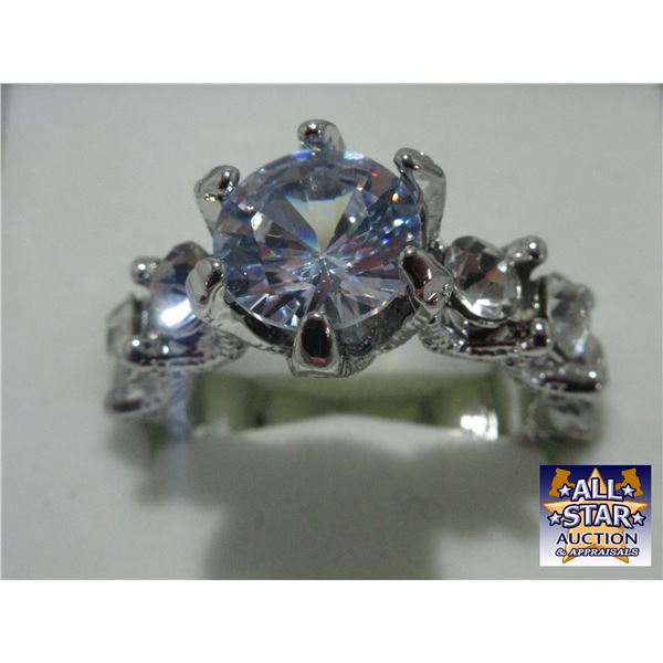 NEW:  WOMEN'S CHARMING CZ RING (SIZE 8)