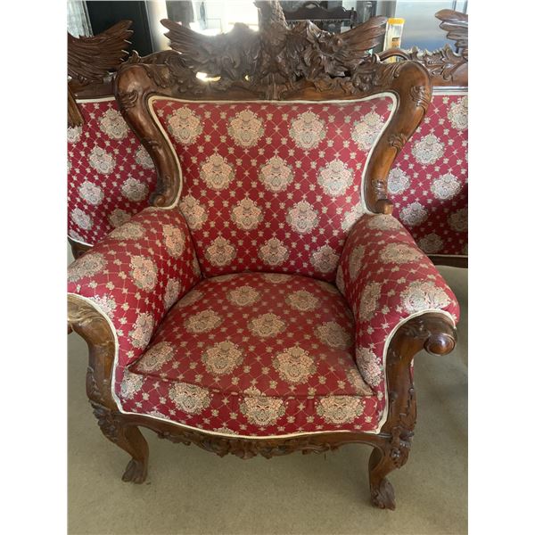 COLLECTIBLE:  EAGLE CARVED ARM CHAIR