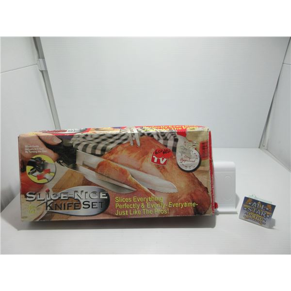 AS SEEN ON TV  SLICE NICE KNIFE SET  IN ORIGINAL BOX