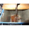 Image 2 : COLLECTIBLE:  BUTTER CHURN