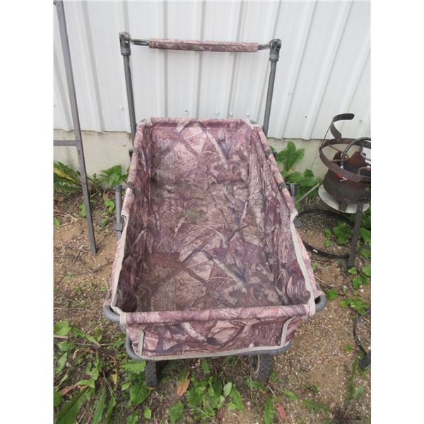 FOLDING CAMO WAGON