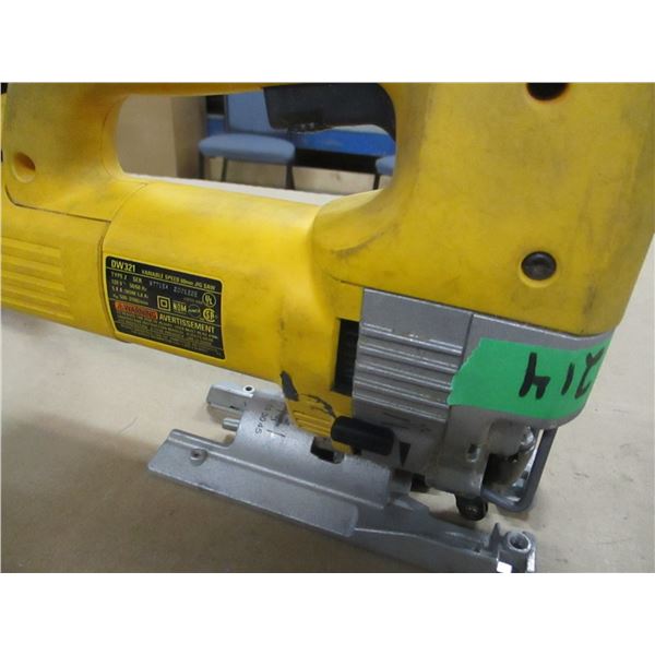 DEWALT JIG SAW (WORKING)