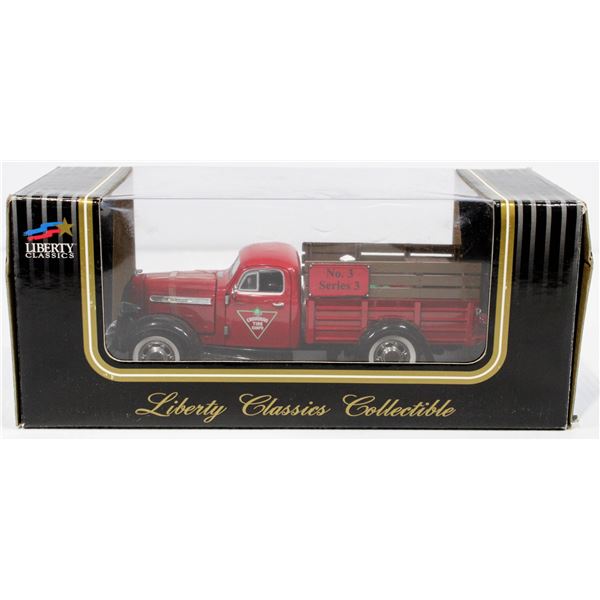 1938 STUDEBAKER PICKUP DIECAST TRUCK 