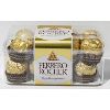Image 1 : FERRERO ROCHER FINE HAZELNUT CHOCOLATES