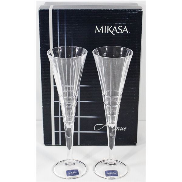 MIKASA CRYSTAL CHAMPAGNE FLUTES