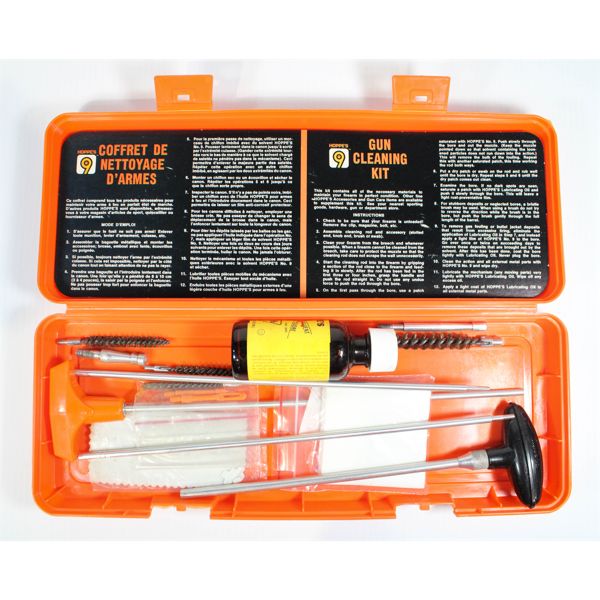 VINT. HOPPE'S GUN CLEANING KIT