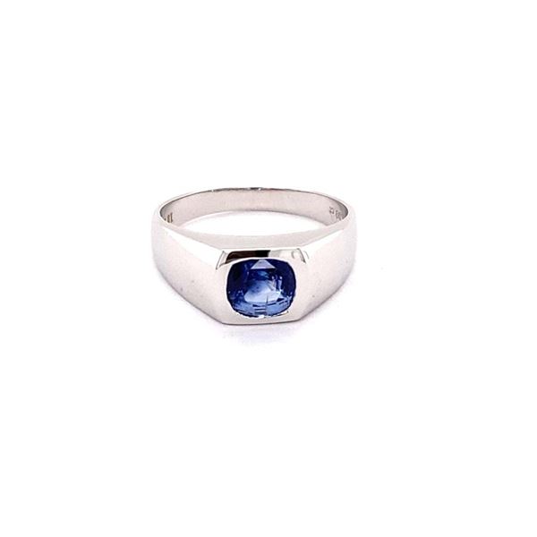 1.99ct Blue Sapphire 18K WG 5.18gm Ring