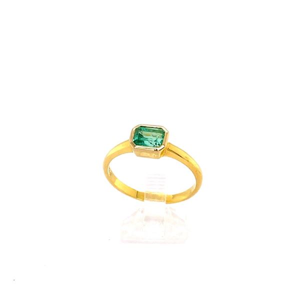 0.82ct Emerald 18K YG 3.41gm Ring