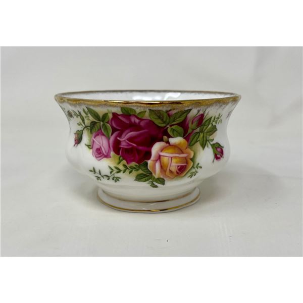 Royal Albert Old Country Rose LG Sugar Bowl