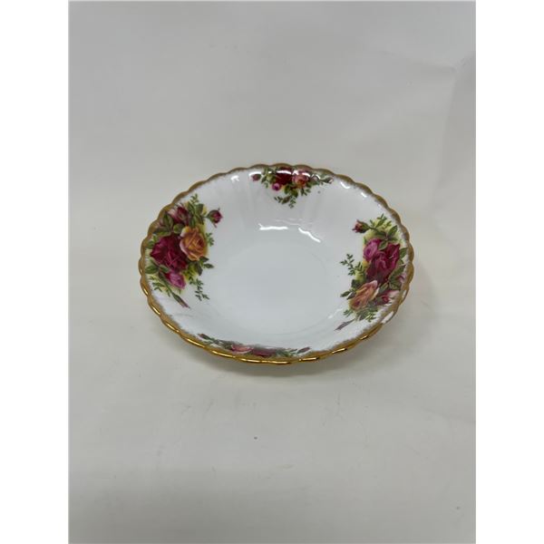 Royal Albert Old Country Rose Fruit Bowl