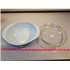 Image 2 : Two quart Pyrex blue round baking dish, clear lid, very good condition