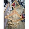 Image 4 : Wooden fold up clothes horse